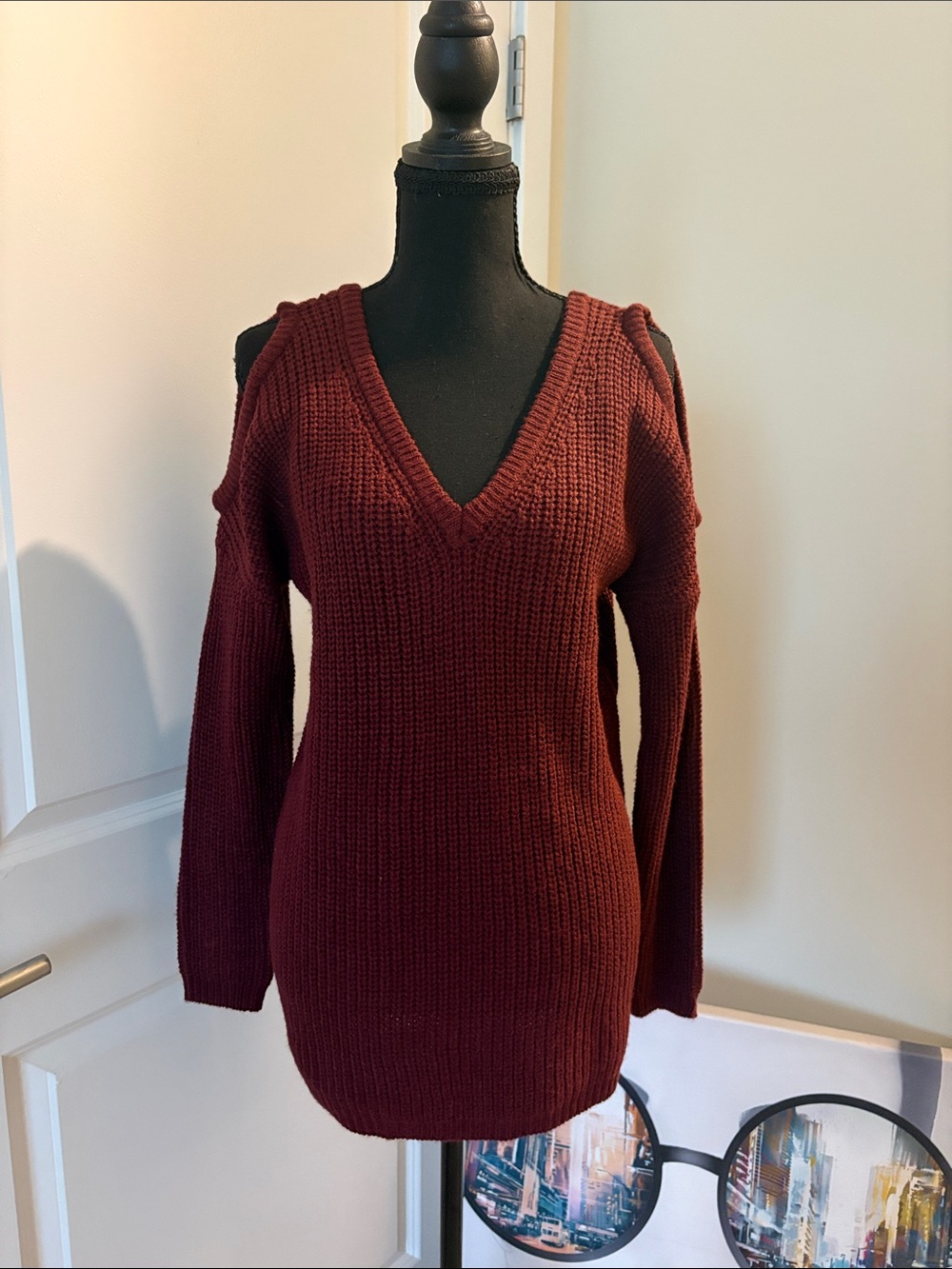 Cold-Shoulder V-Neck Sweater in Burgundy